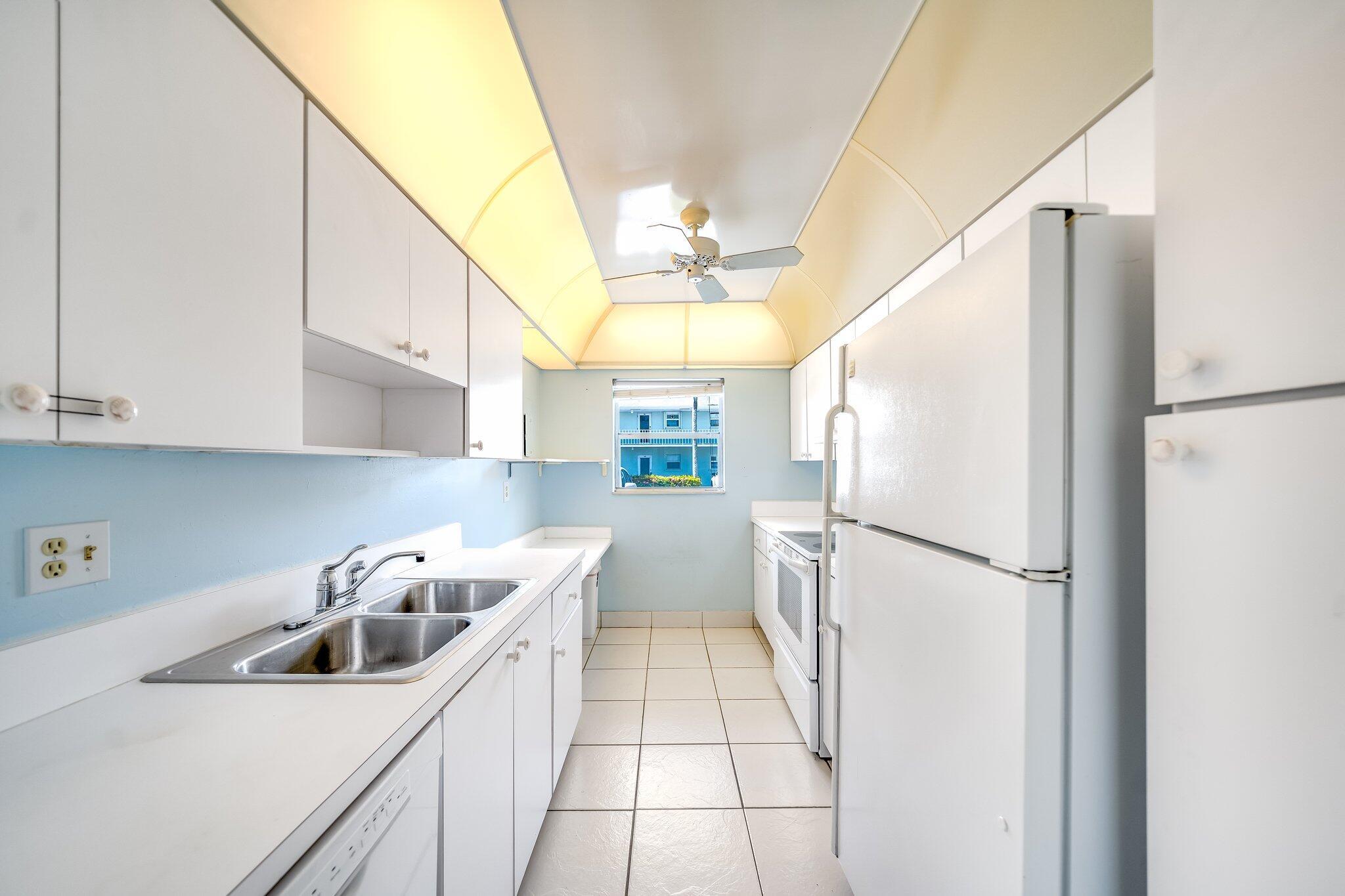 2400 SW 22nd Avenue 503