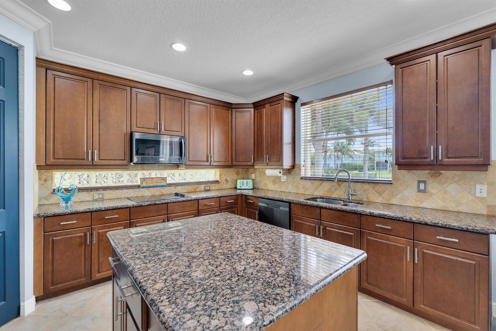 15619 Messina Isle Court