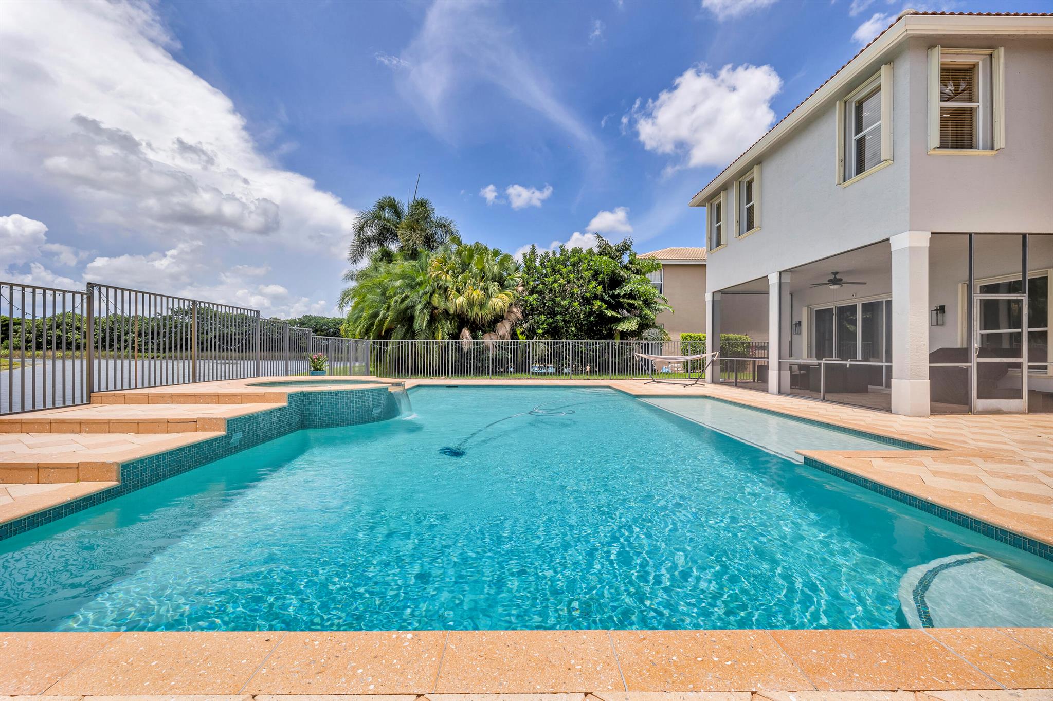 15619 Messina Isle Court