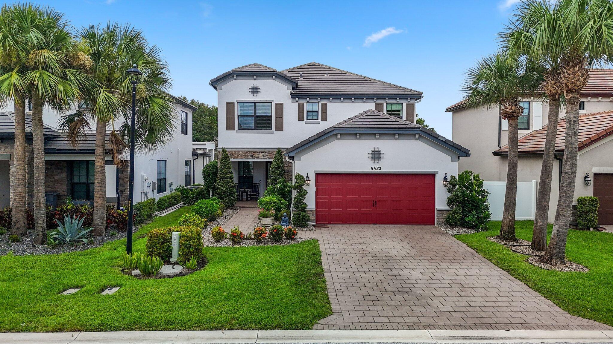 5523 Sandbirch Way