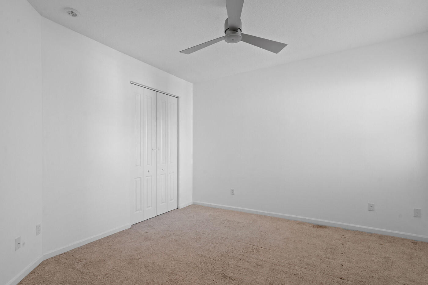 4872 NW 16th Terrace