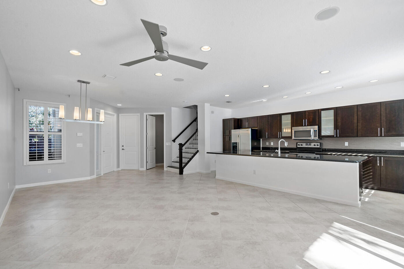 4872 NW 16th Terrace