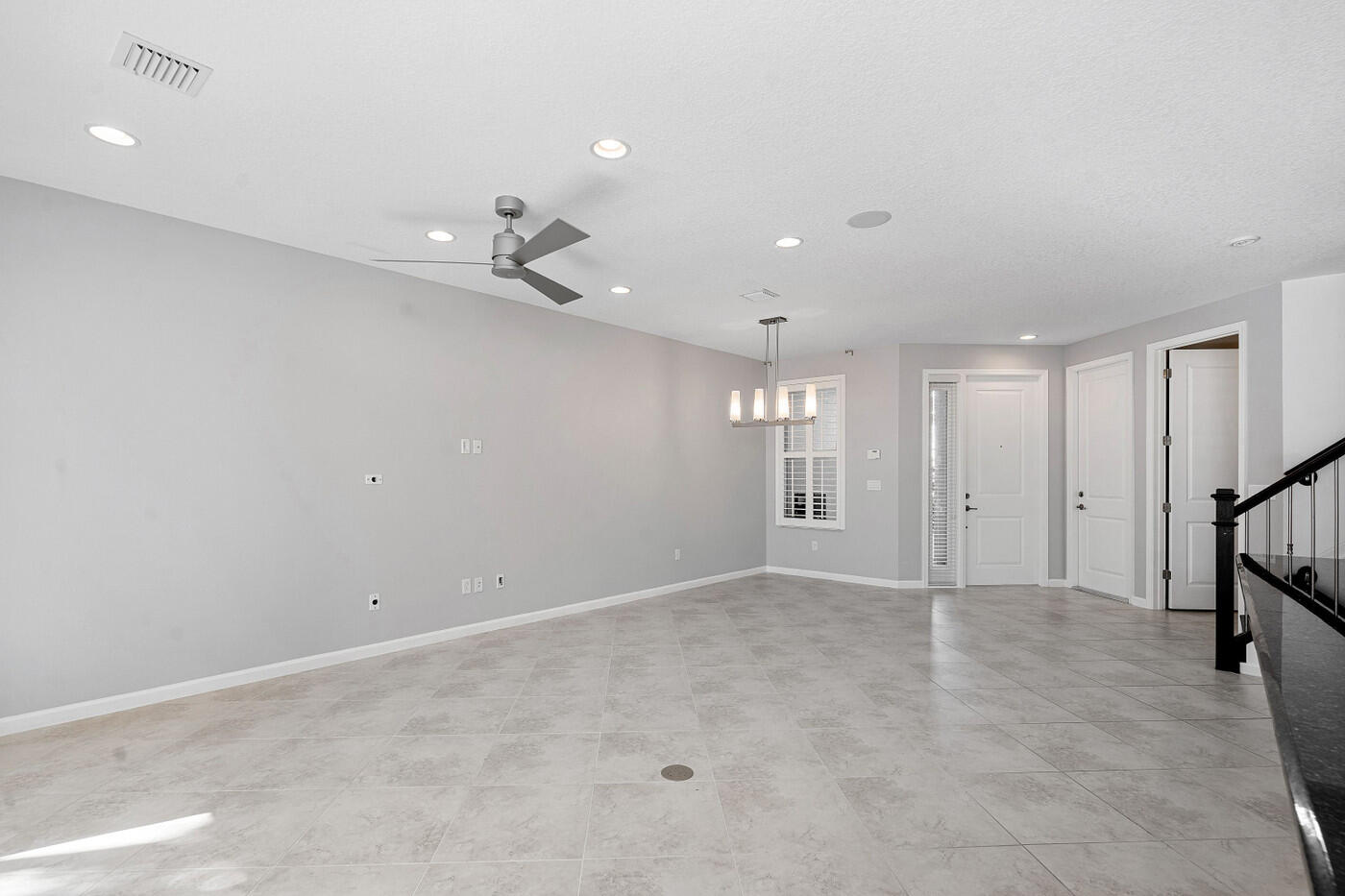 4872 NW 16th Terrace