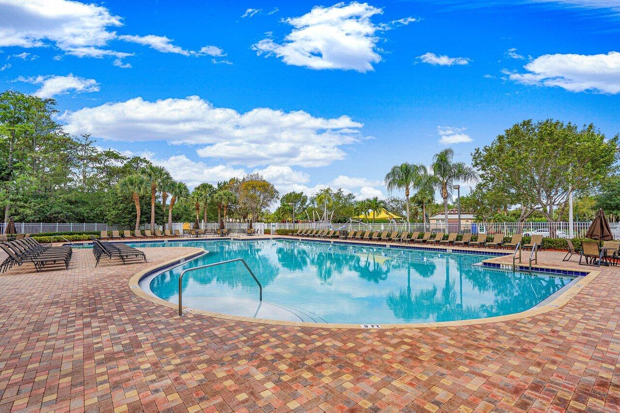 6617 Waverly Lane