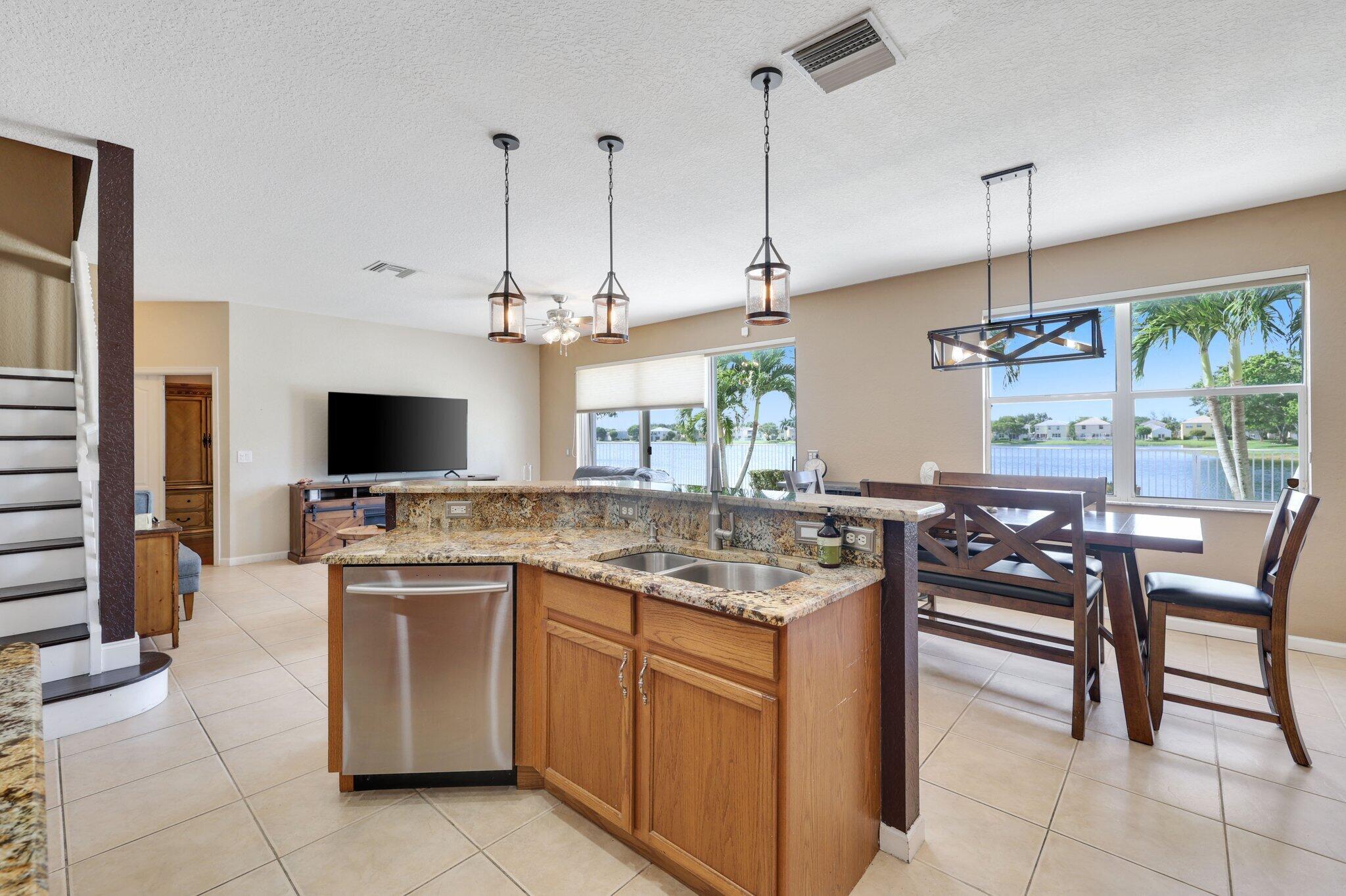 286 Berenger Walk