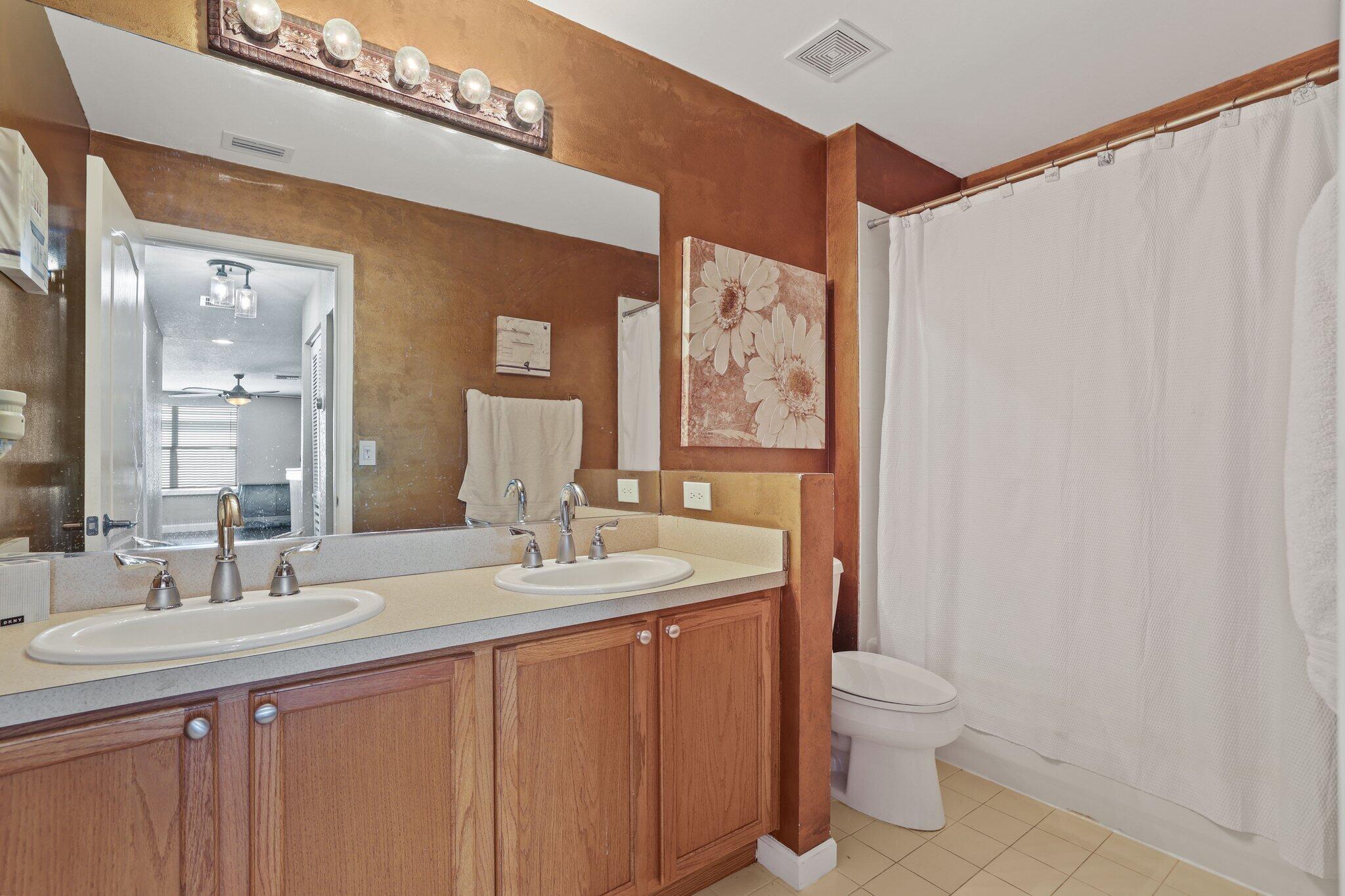 286 Berenger Walk