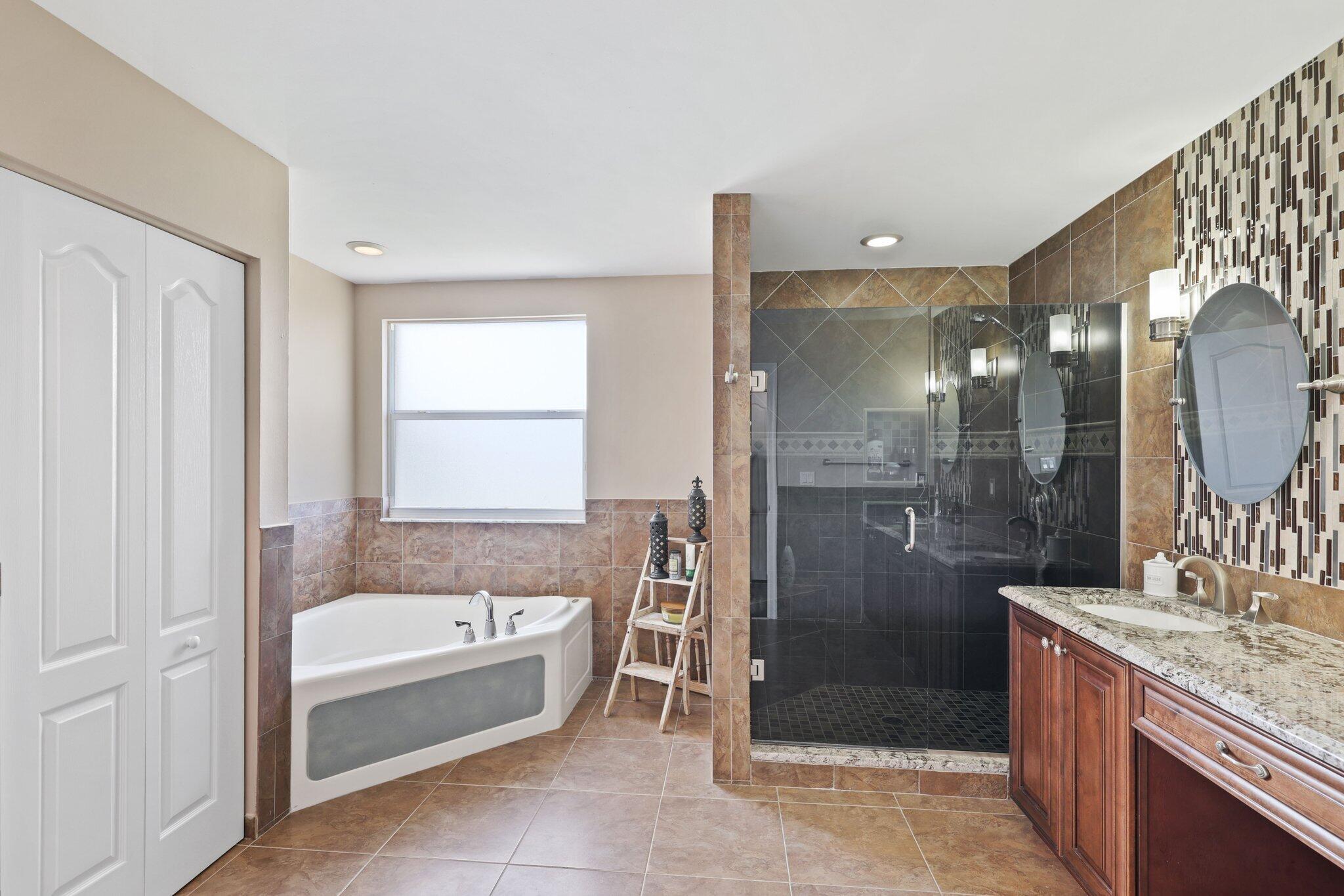 286 Berenger Walk