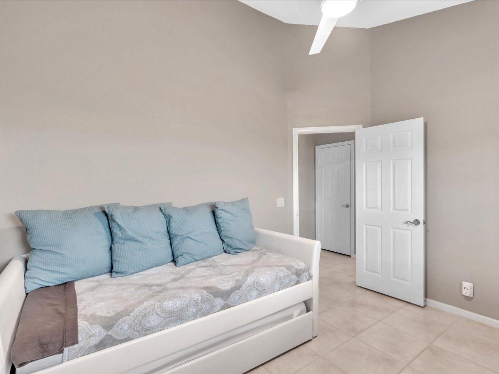 8253 Horseshoe Bay Road, Boynton Beach