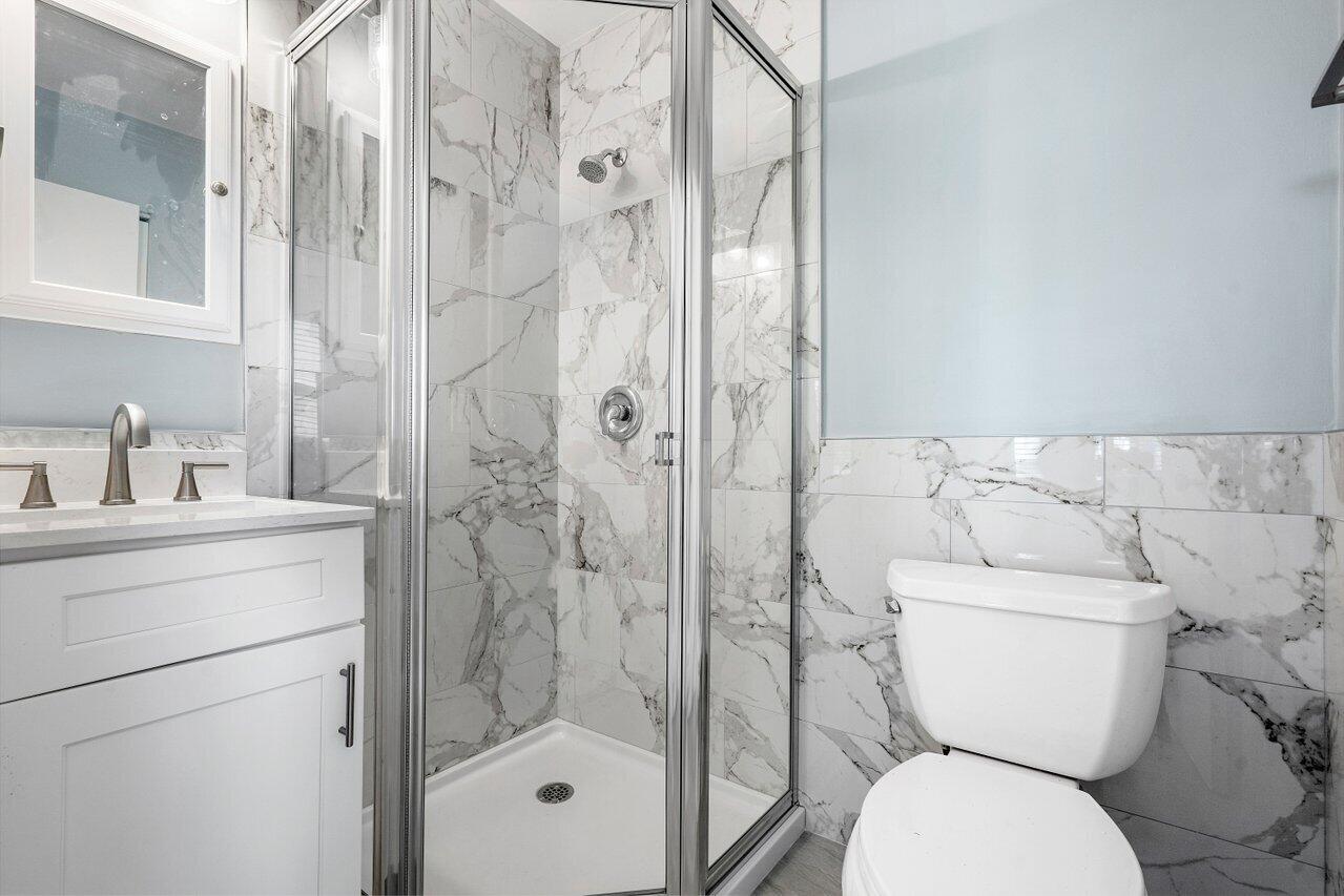 1740 NW 19th Terrace 204