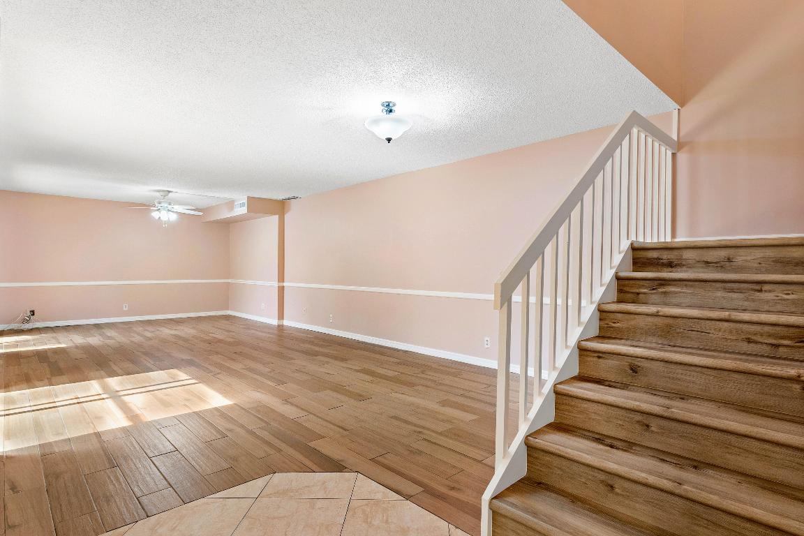 4 Atrium Circle A, Atlantis Unit: A