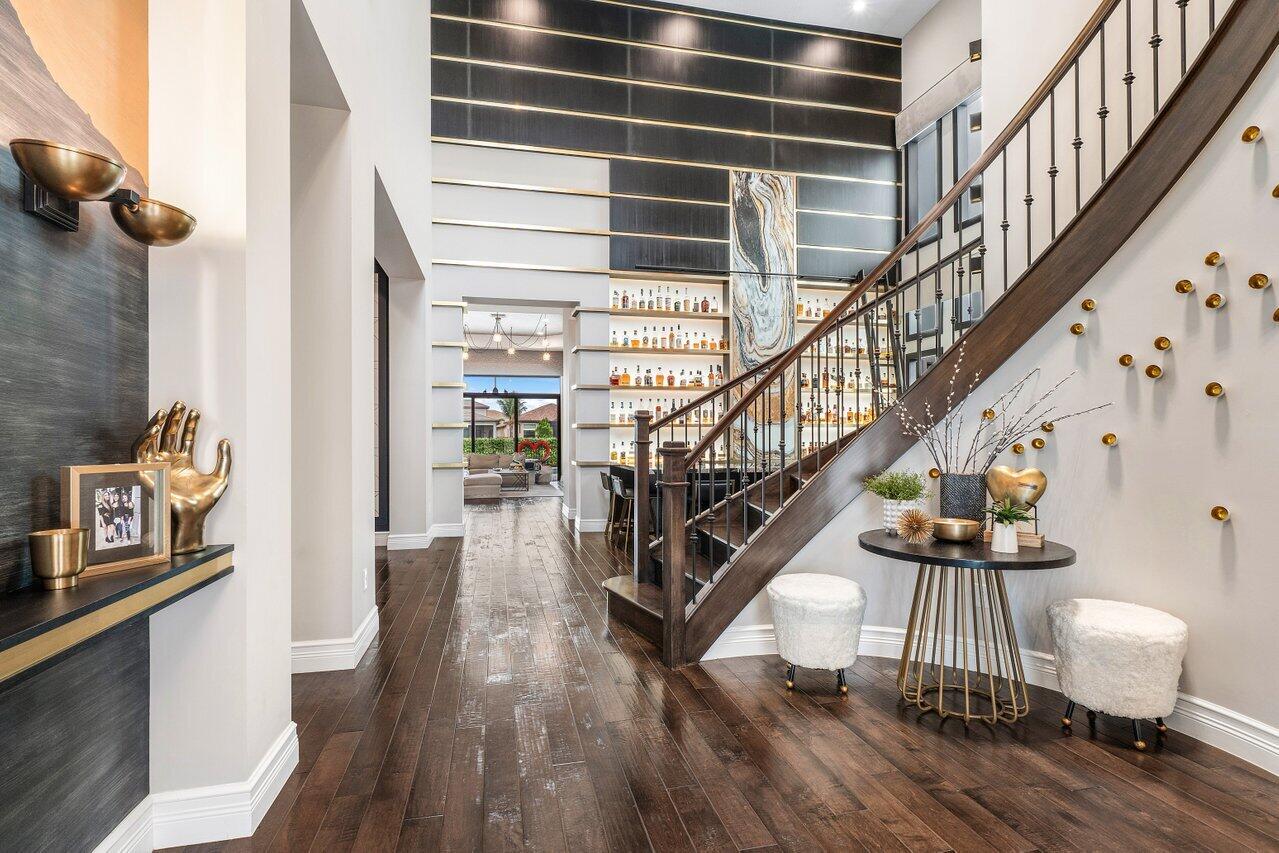 9813 Vitrail Lane