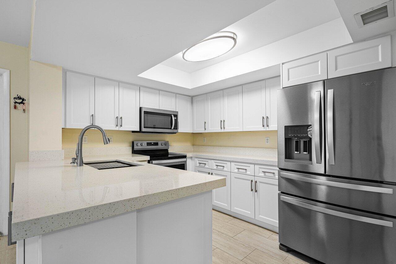 5295 Buckhead Circle (1030)