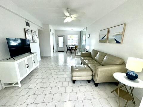 6500 Winfield Boulevard 103, Margate Unit: 103