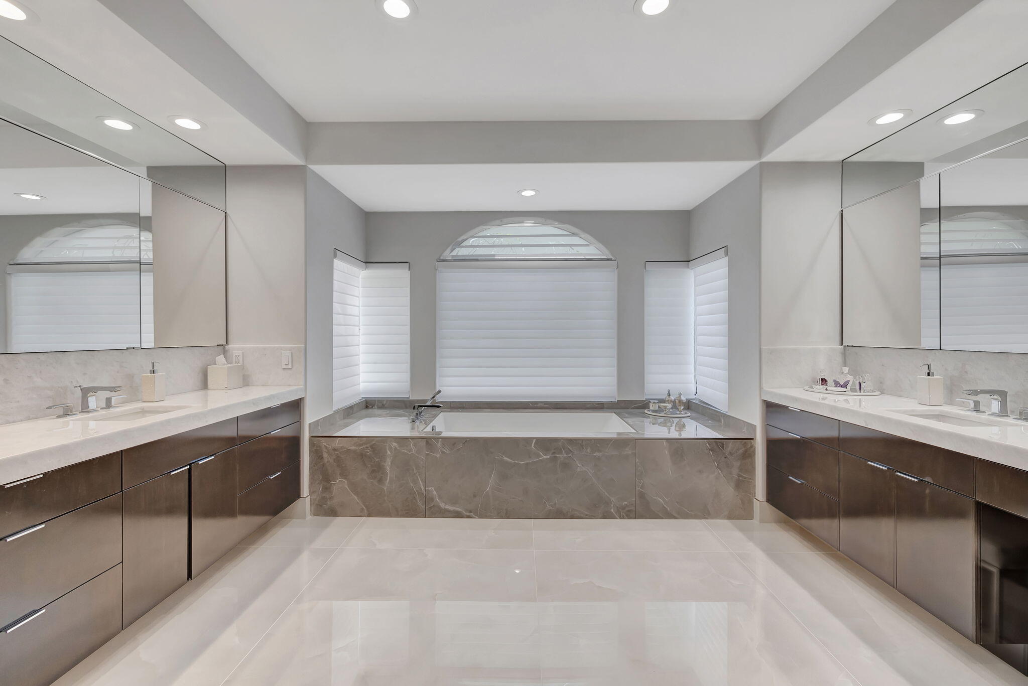 6192 NW 24th Terrace