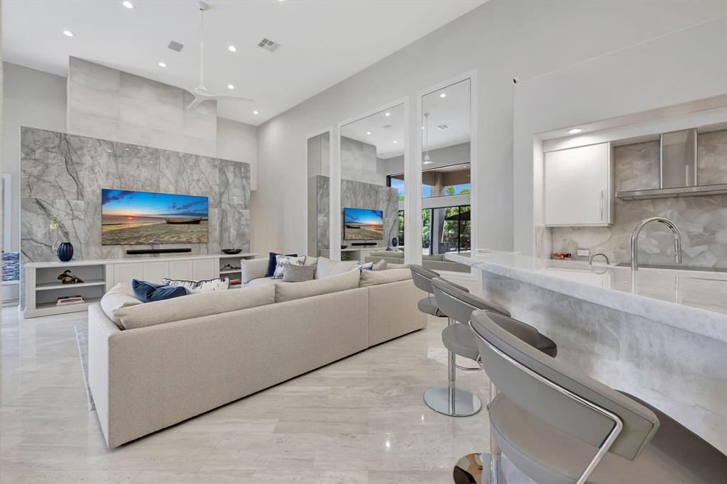 6192 NW 24th Terrace