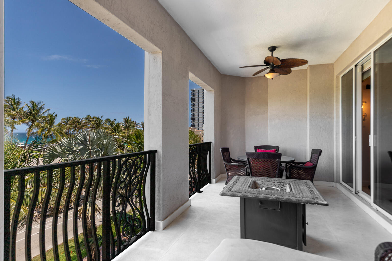 1 N Ocean Boulevard 305