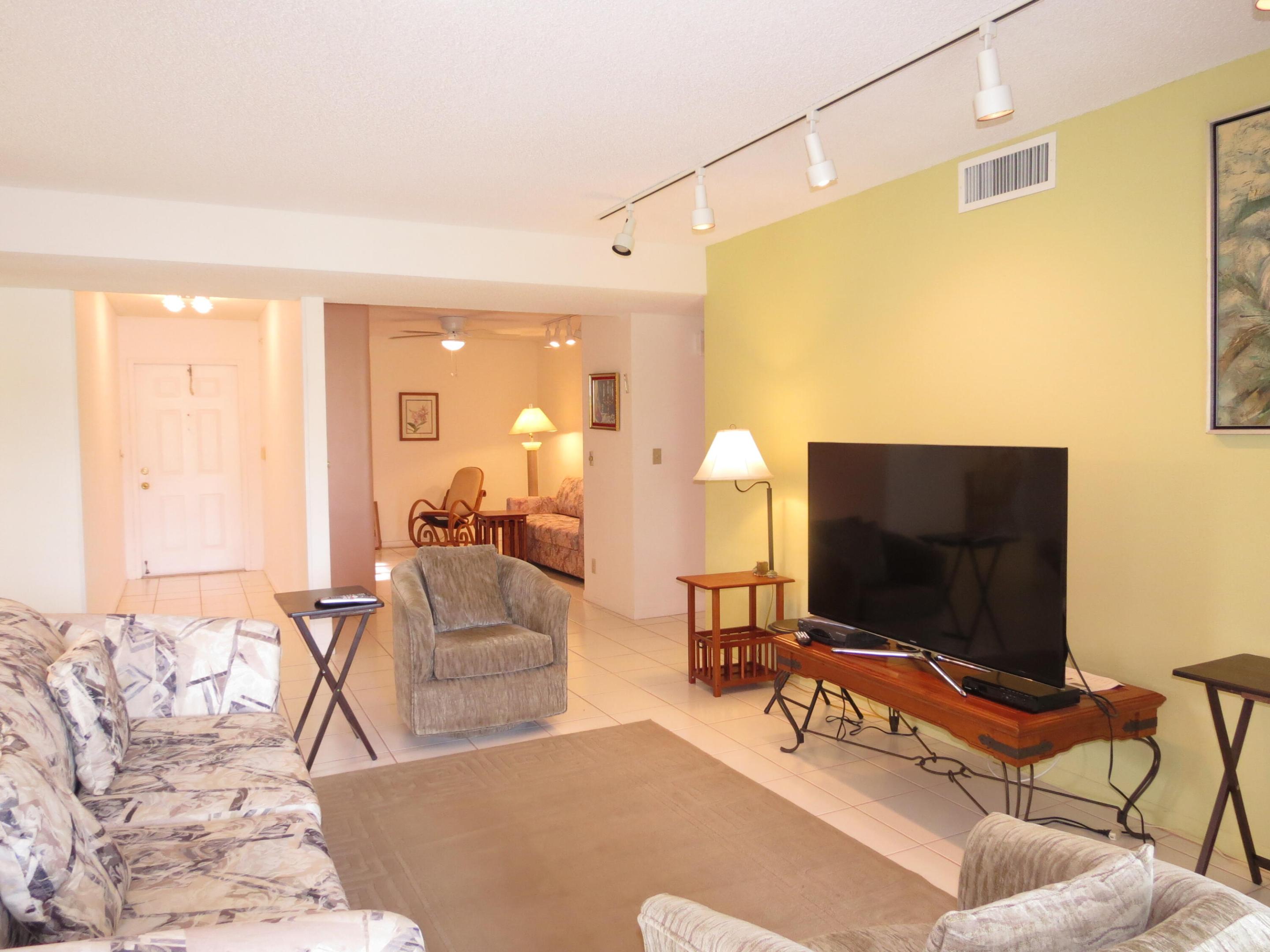 5920 S End Lake Drive 102