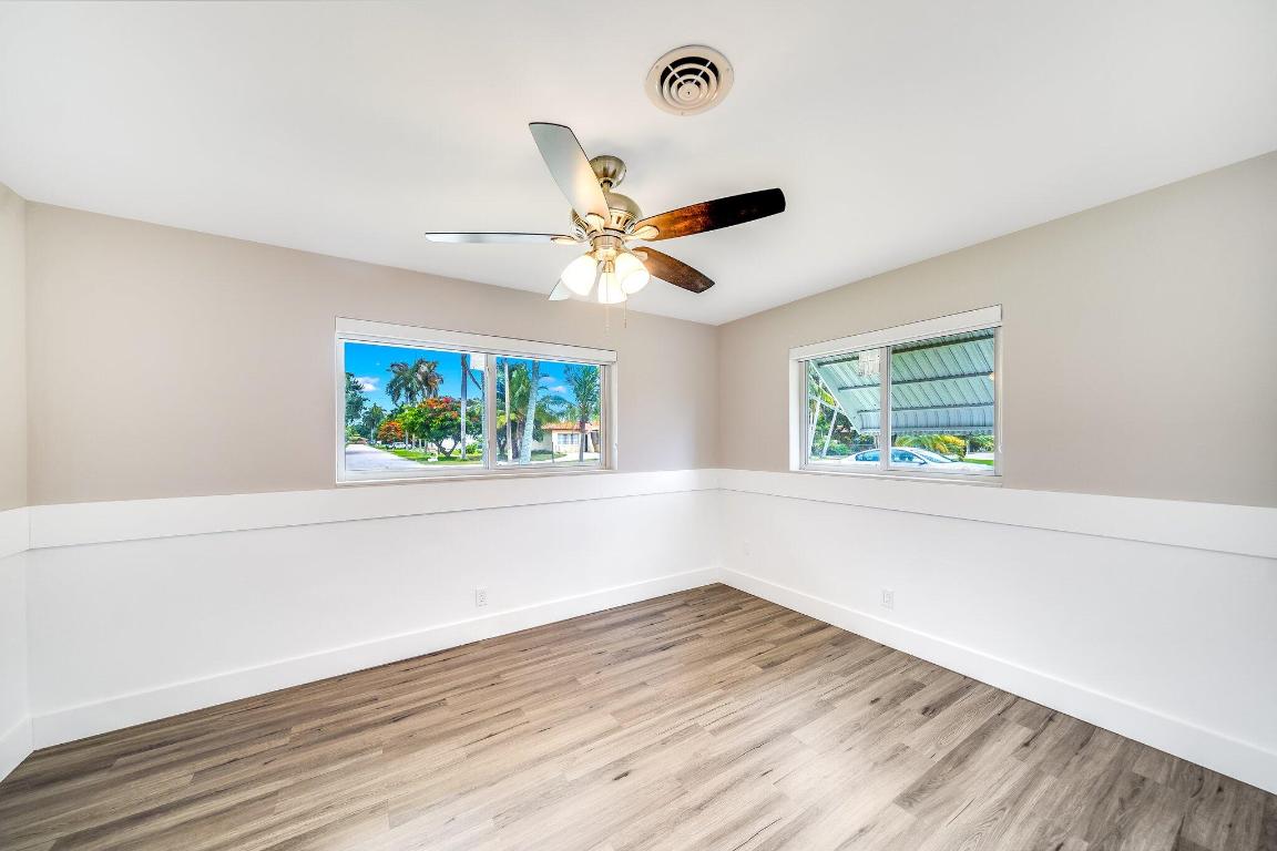 313 Cypress Lane, Palm Springs