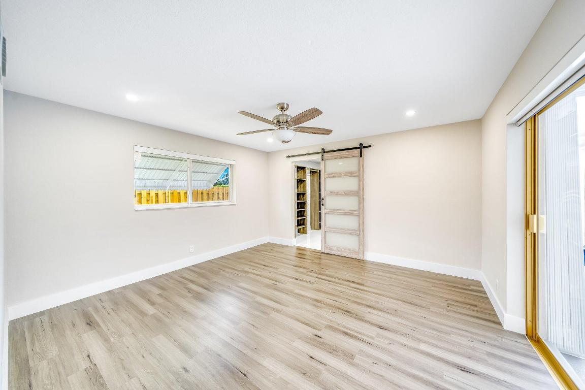 313 Cypress Lane, Palm Springs