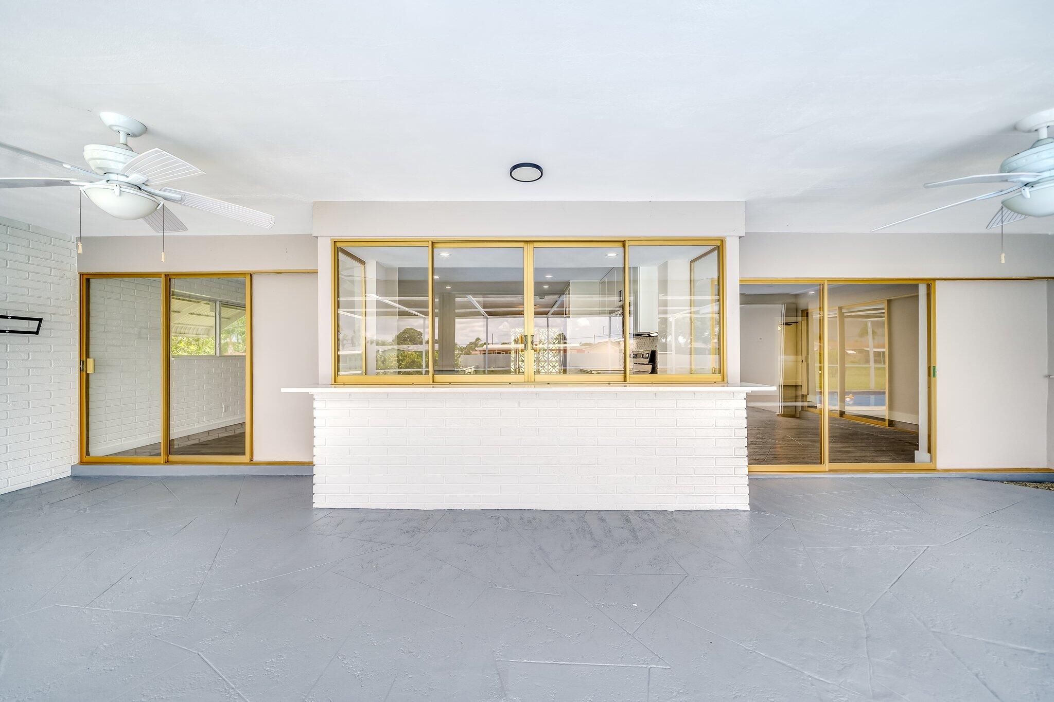 313 Cypress Lane, Palm Springs