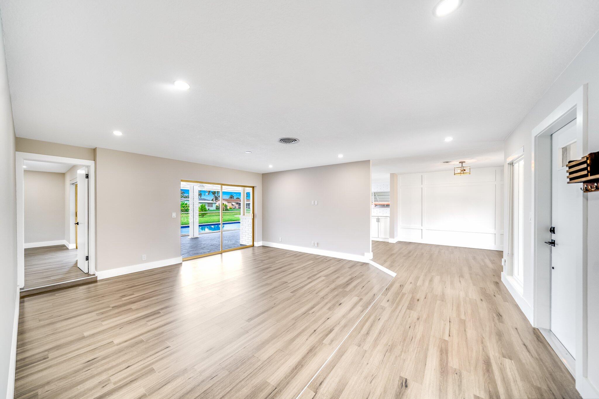 313 Cypress Lane, Palm Springs