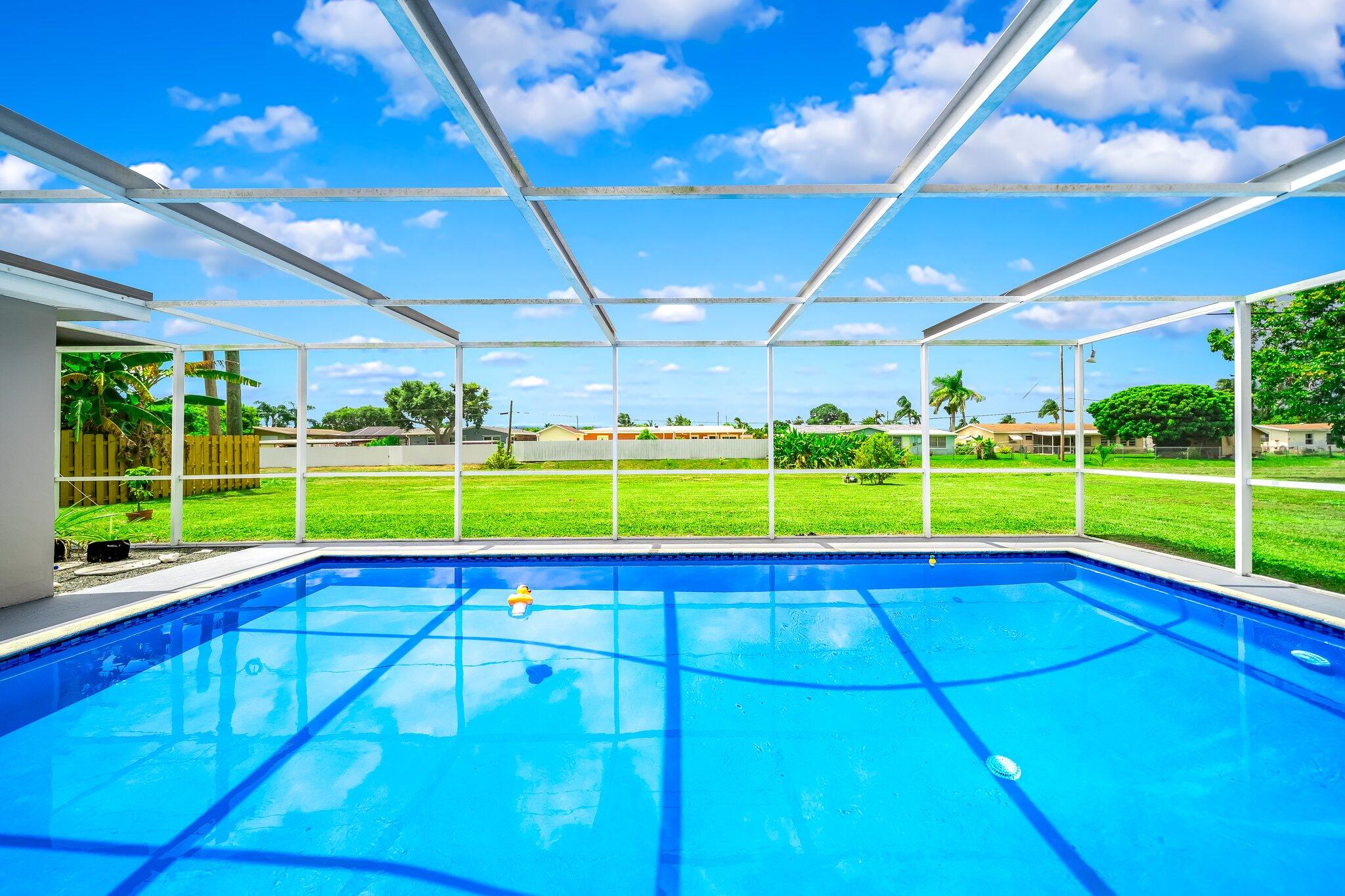 313 Cypress Lane, Palm Springs