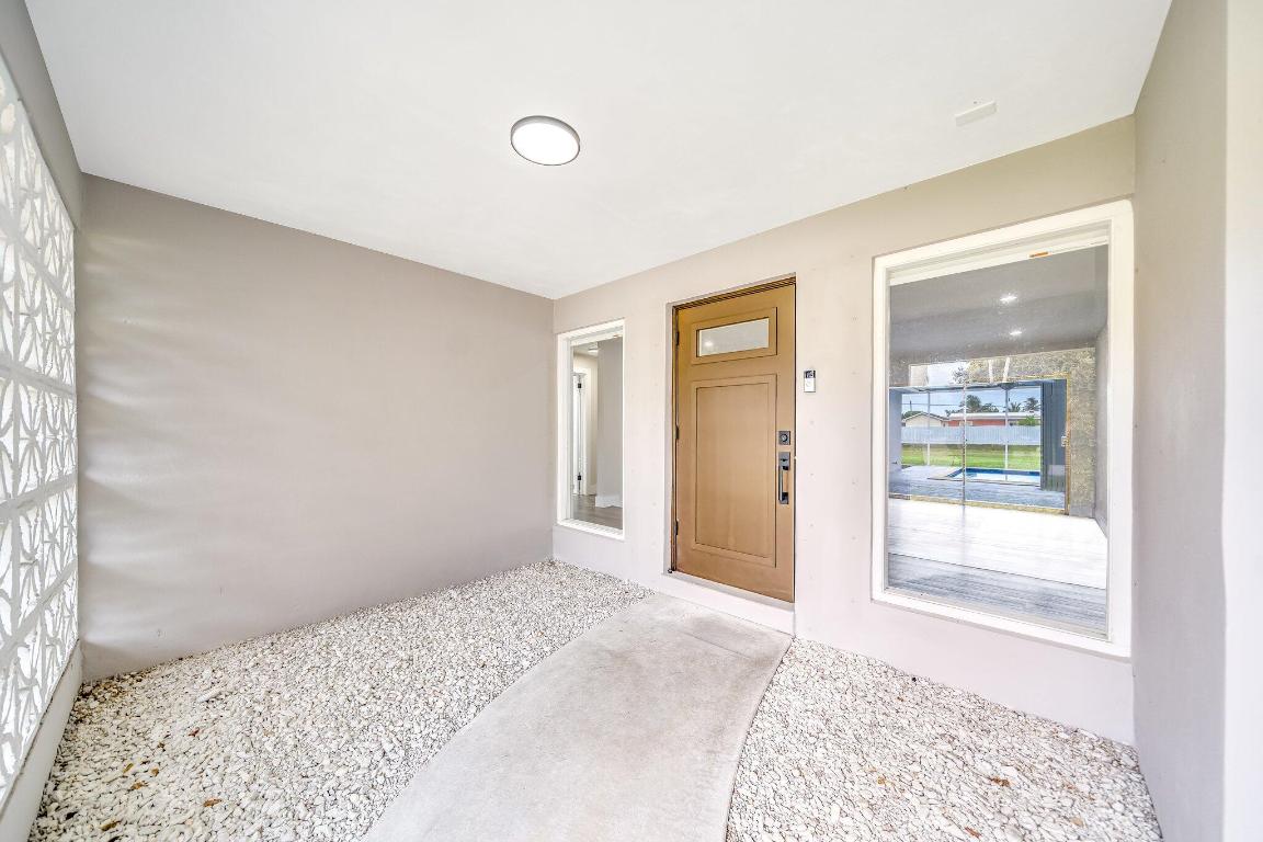 313 Cypress Lane, Palm Springs