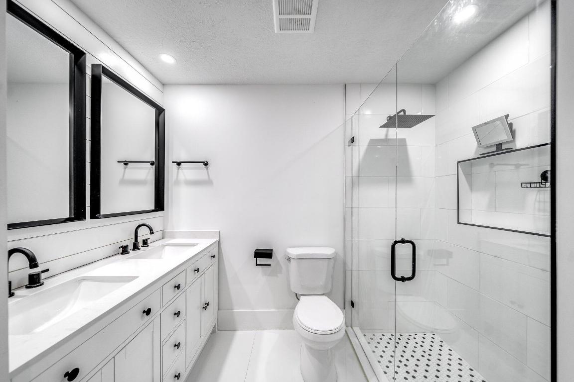 313 Cypress Lane, Palm Springs