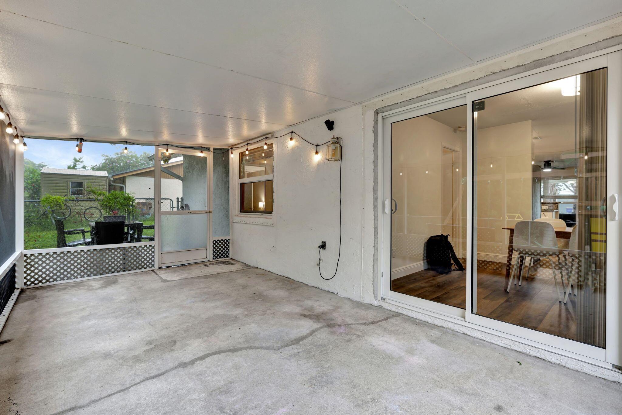 4547 SE Geneva Drive