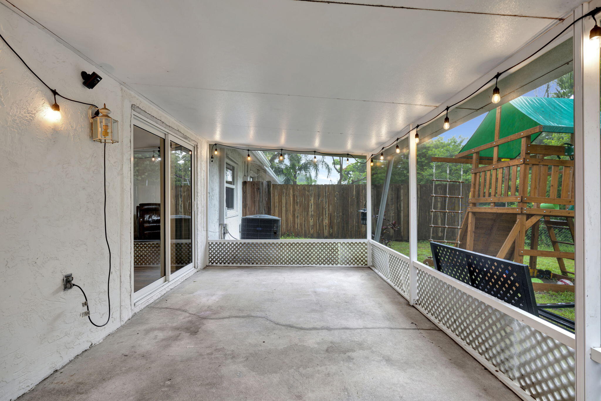 4547 SE Geneva Drive