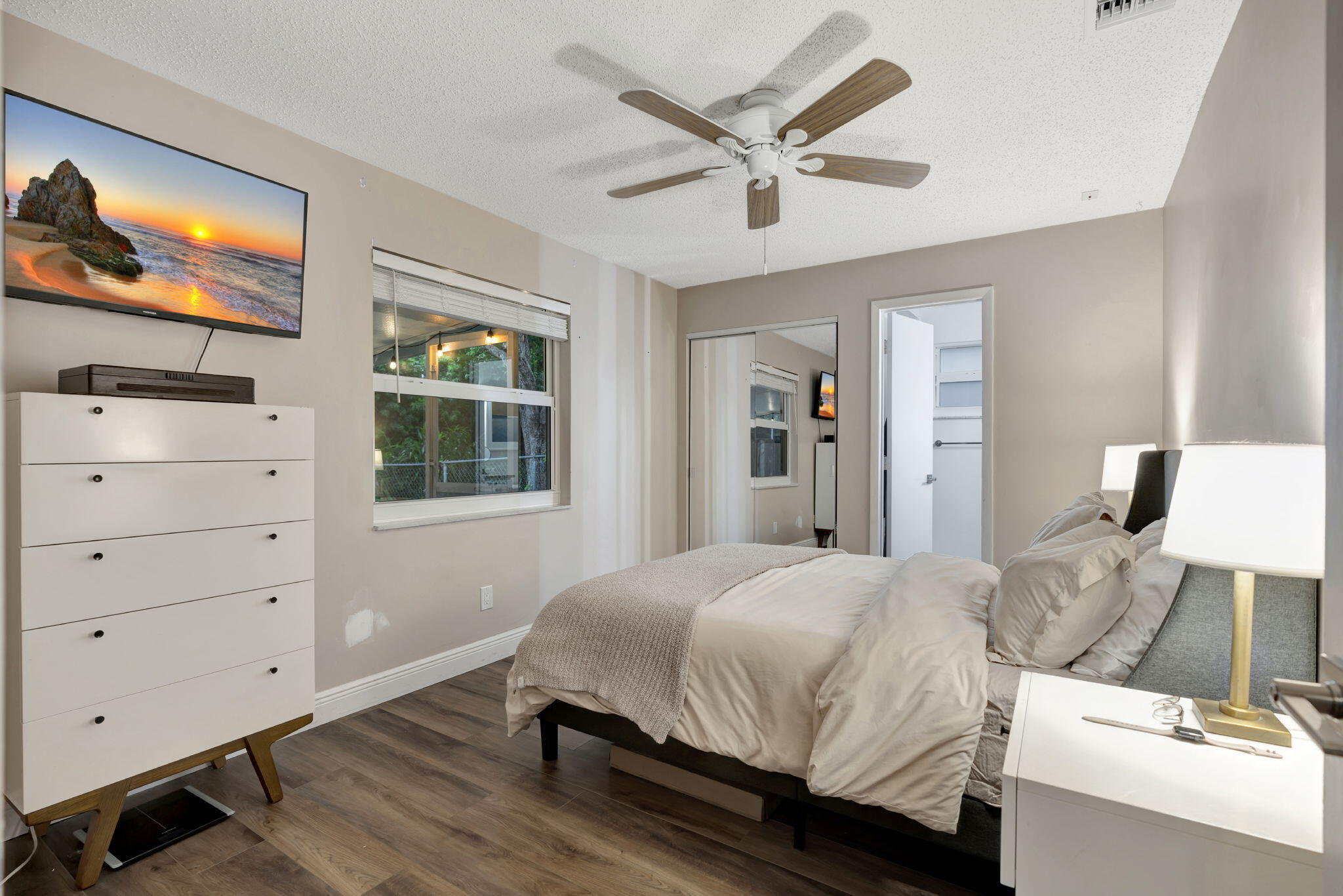 4547 SE Geneva Drive