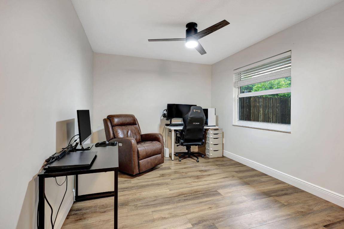 4547 SE Geneva Drive