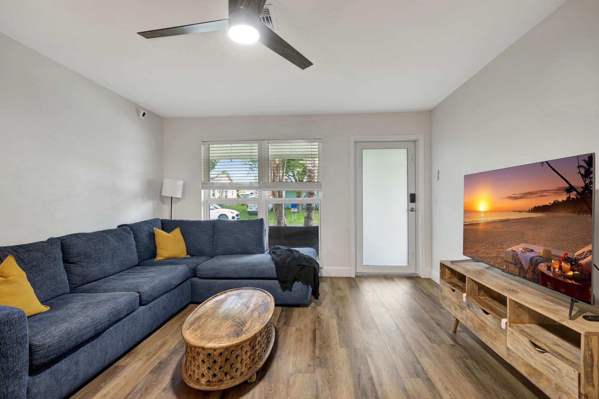 4547 SE Geneva Drive