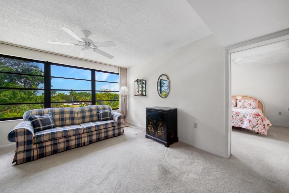 6121 Balboa Circle, 404, Boca Raton Unit: 404