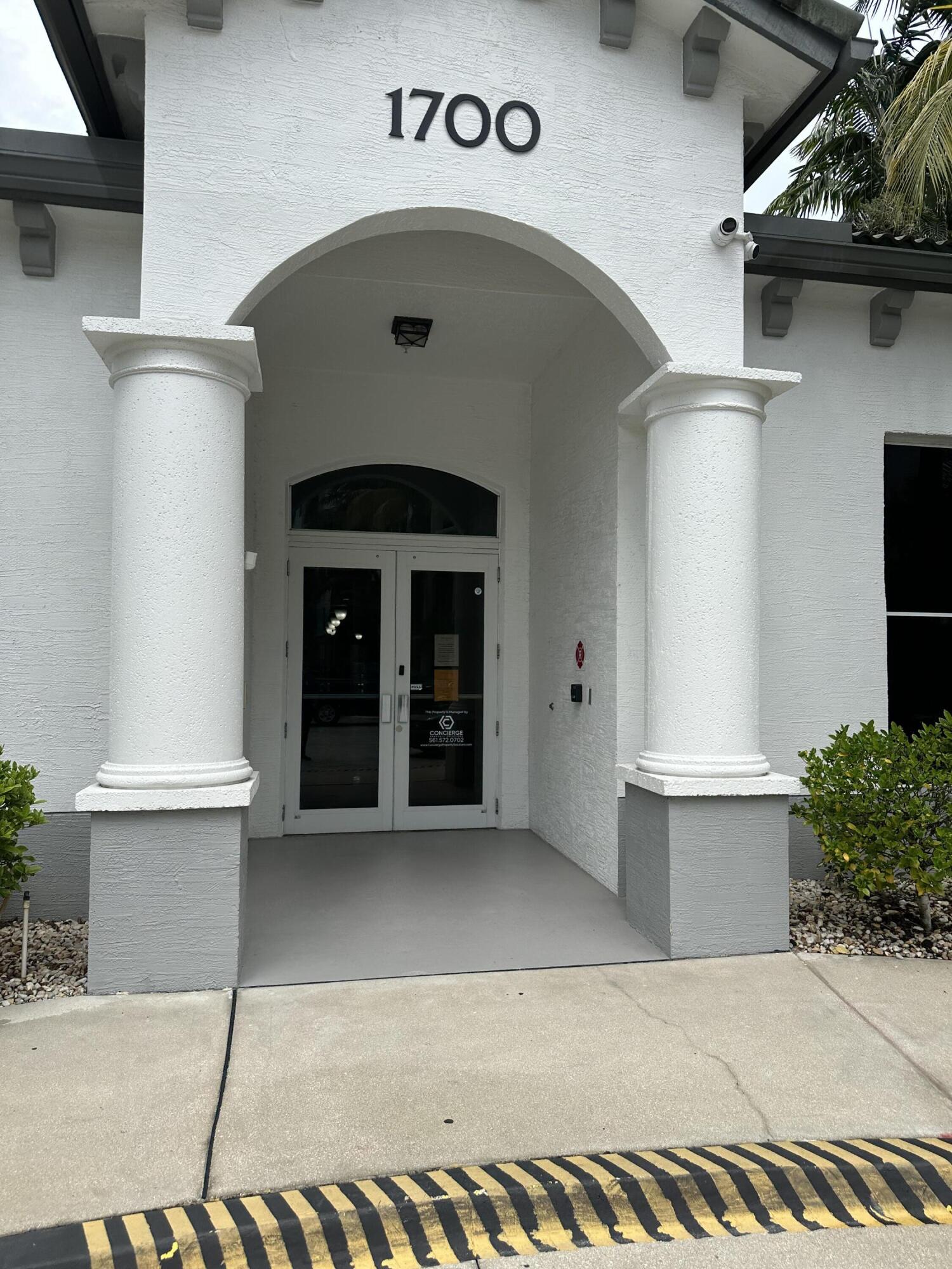 1660 Renaissance Commons Boulevard 2218