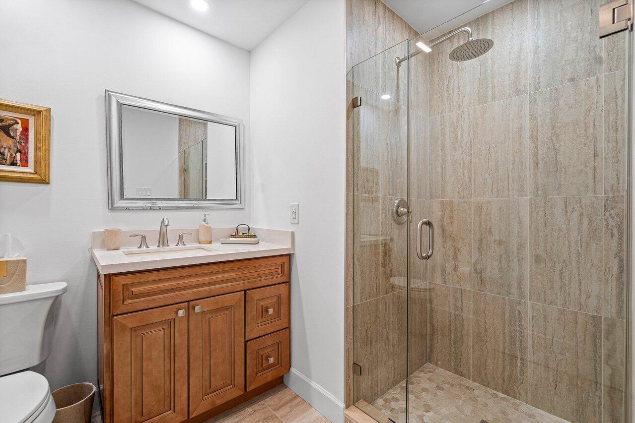 8 Eastgate Drive A