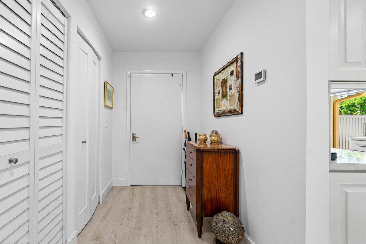 8 Eastgate Drive A