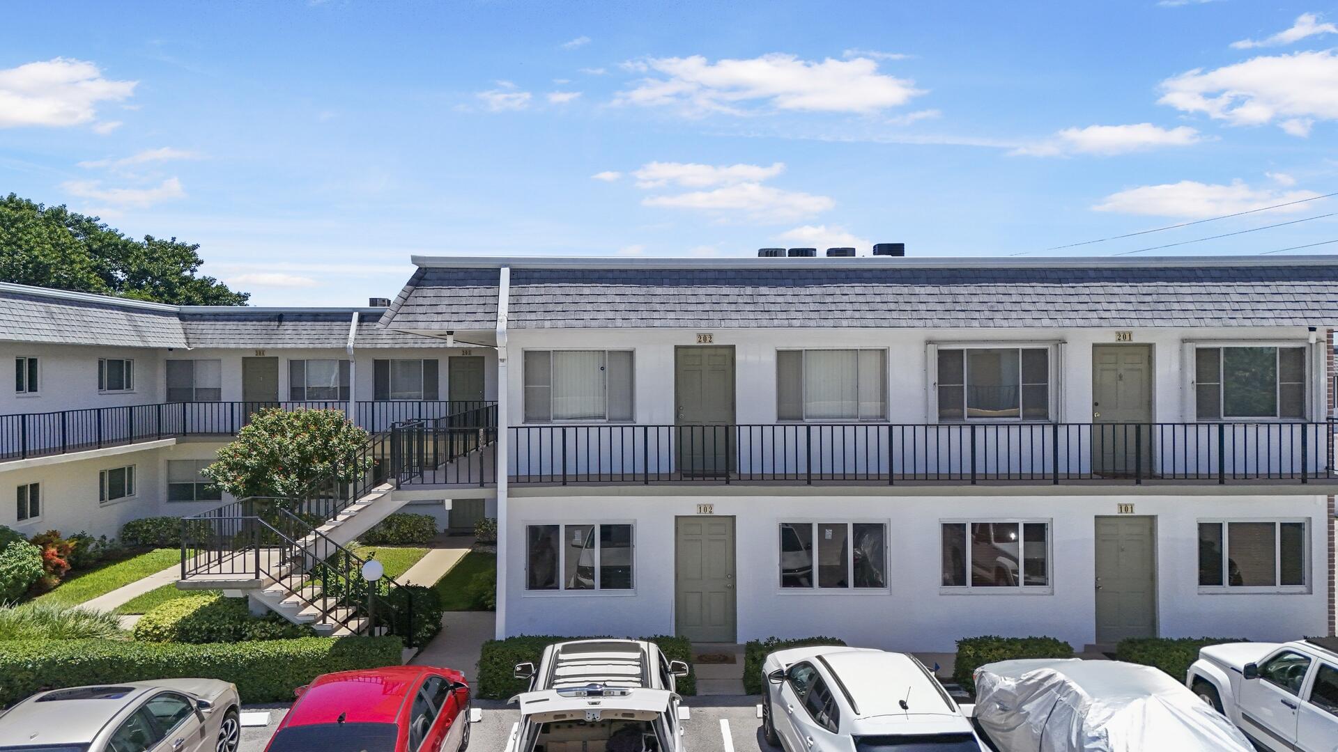 2920 Cynthia Lane 102, Lake Worth Beach Unit: 102