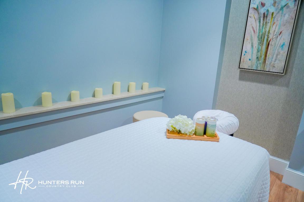 9 Stratford Drive E B