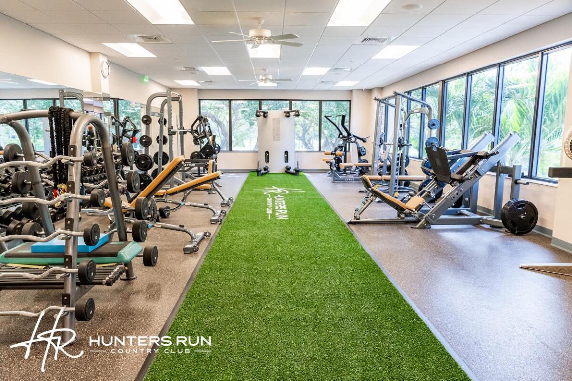 9 Stratford Drive E B