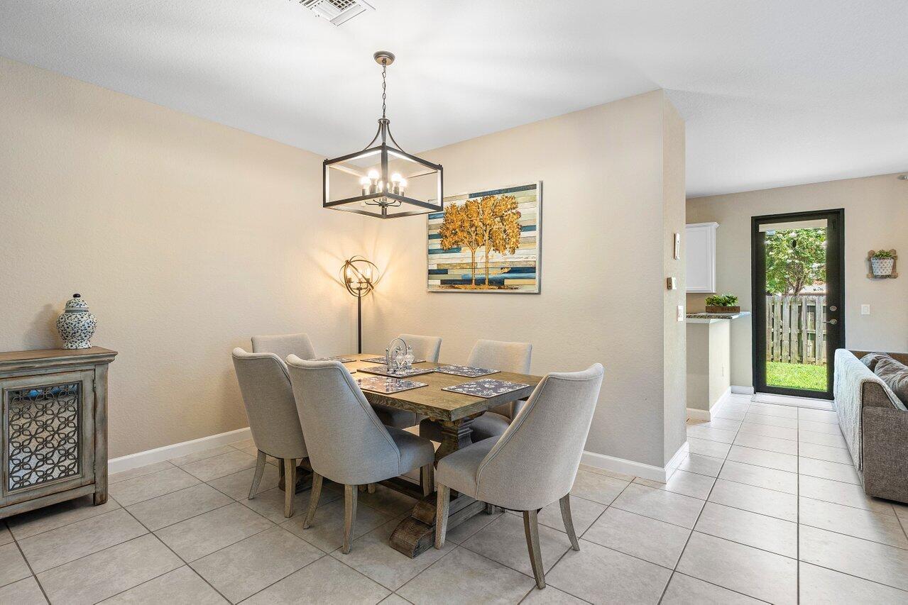 9571 Town Parc Circle S