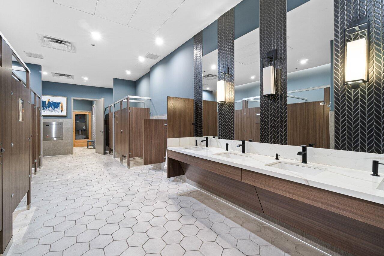 9571 Town Parc Circle S