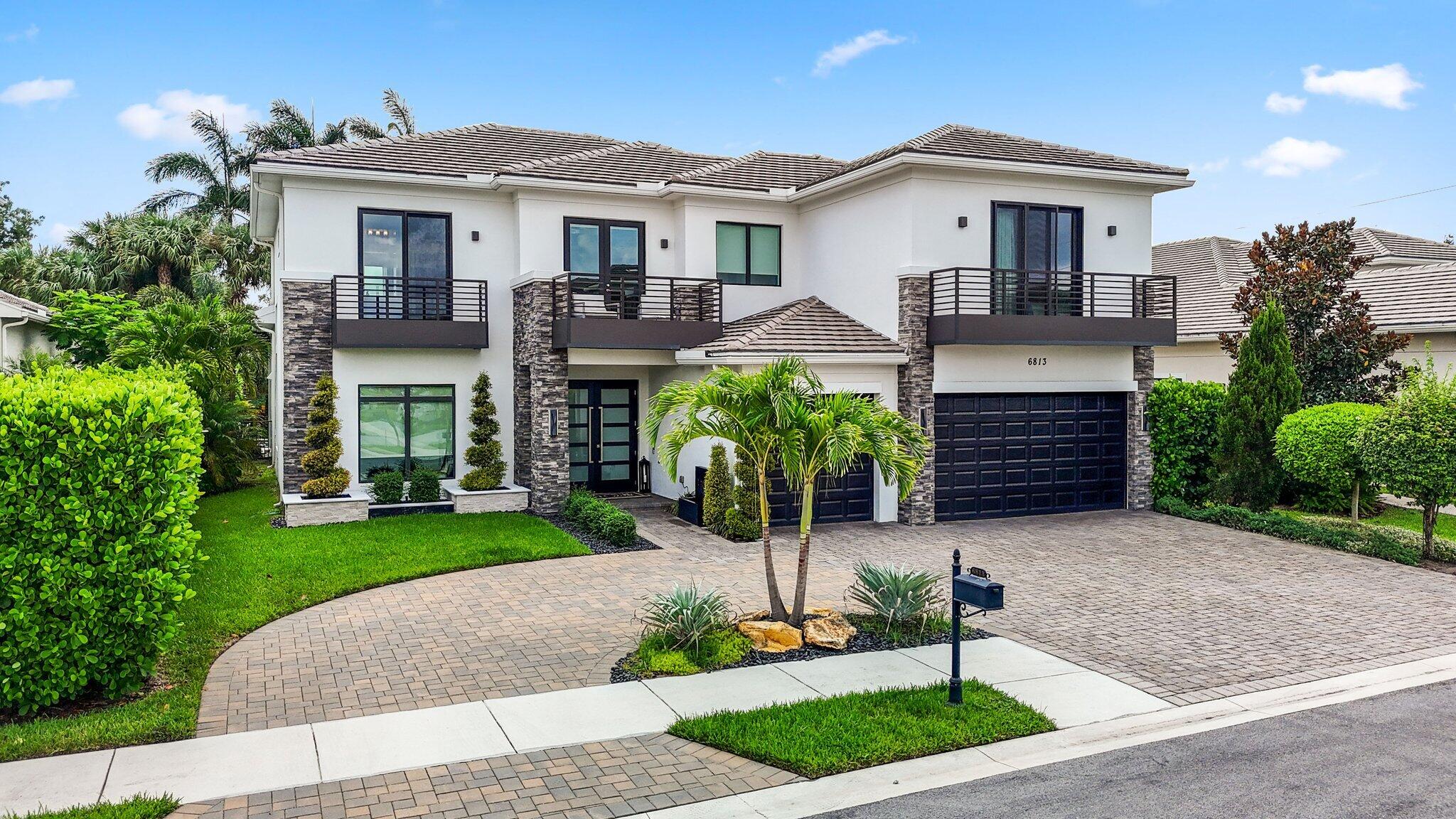 6813 NW 25th Way
