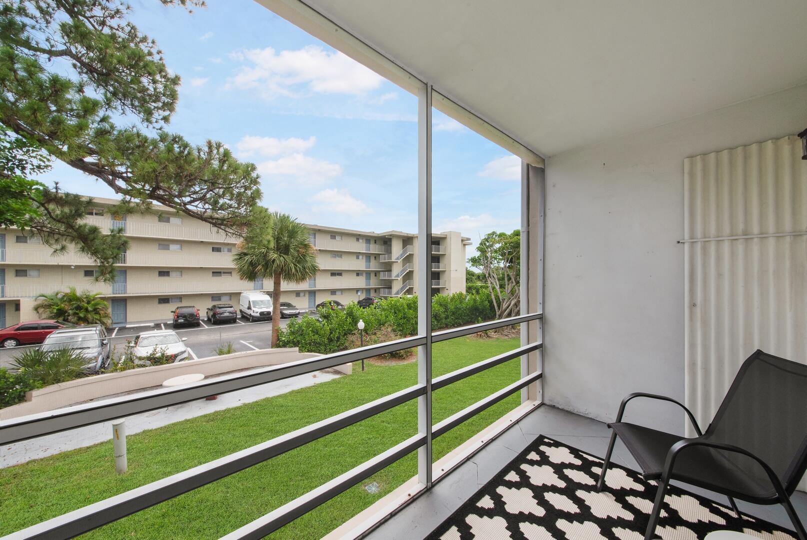 2581 N Garden Drive 206