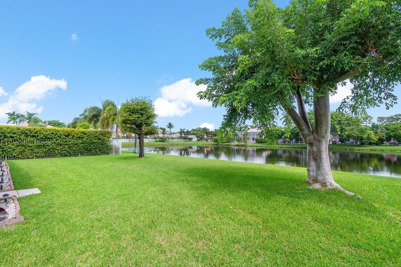 5609 Marseilles Port Lane