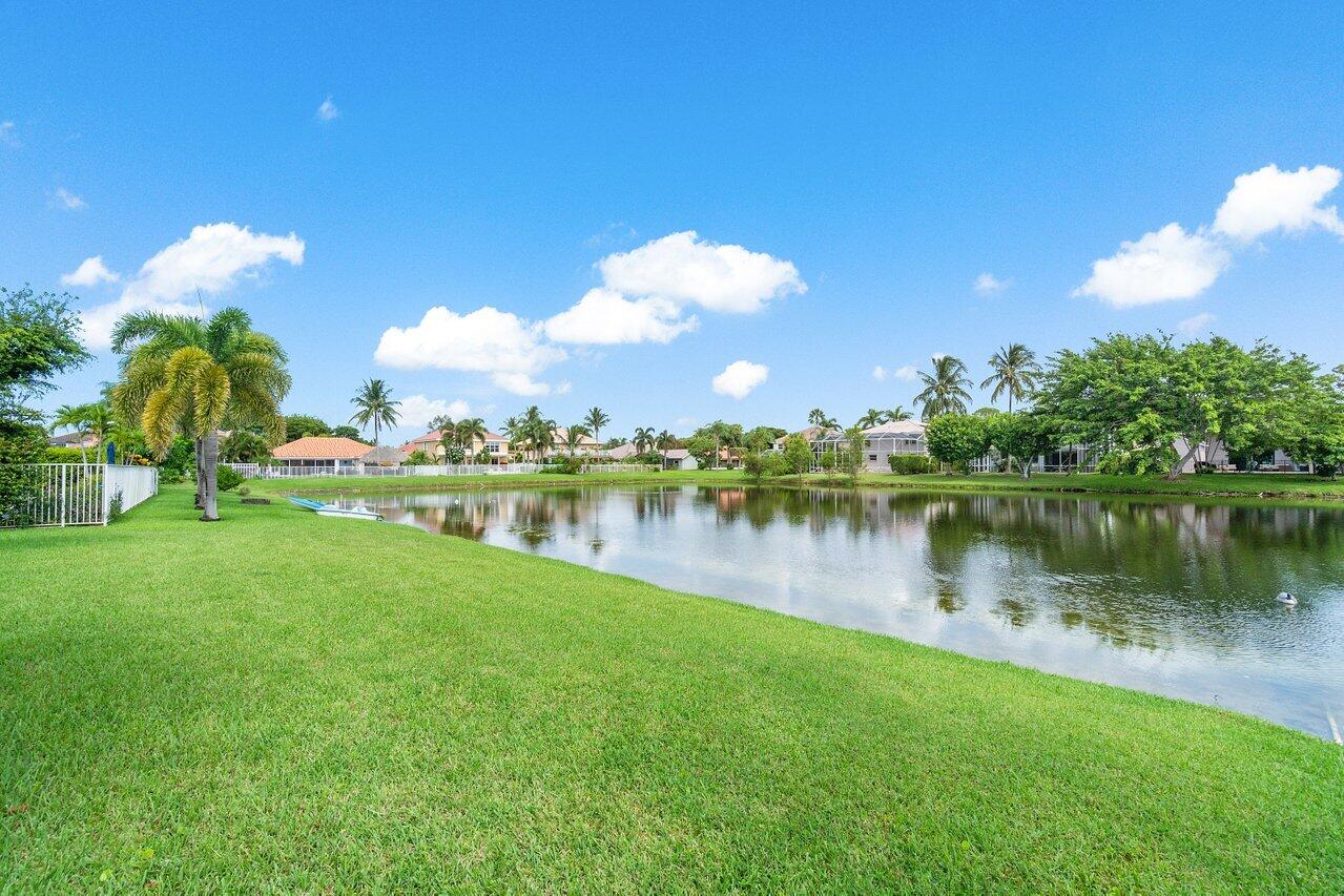 5609 Marseilles Port Lane