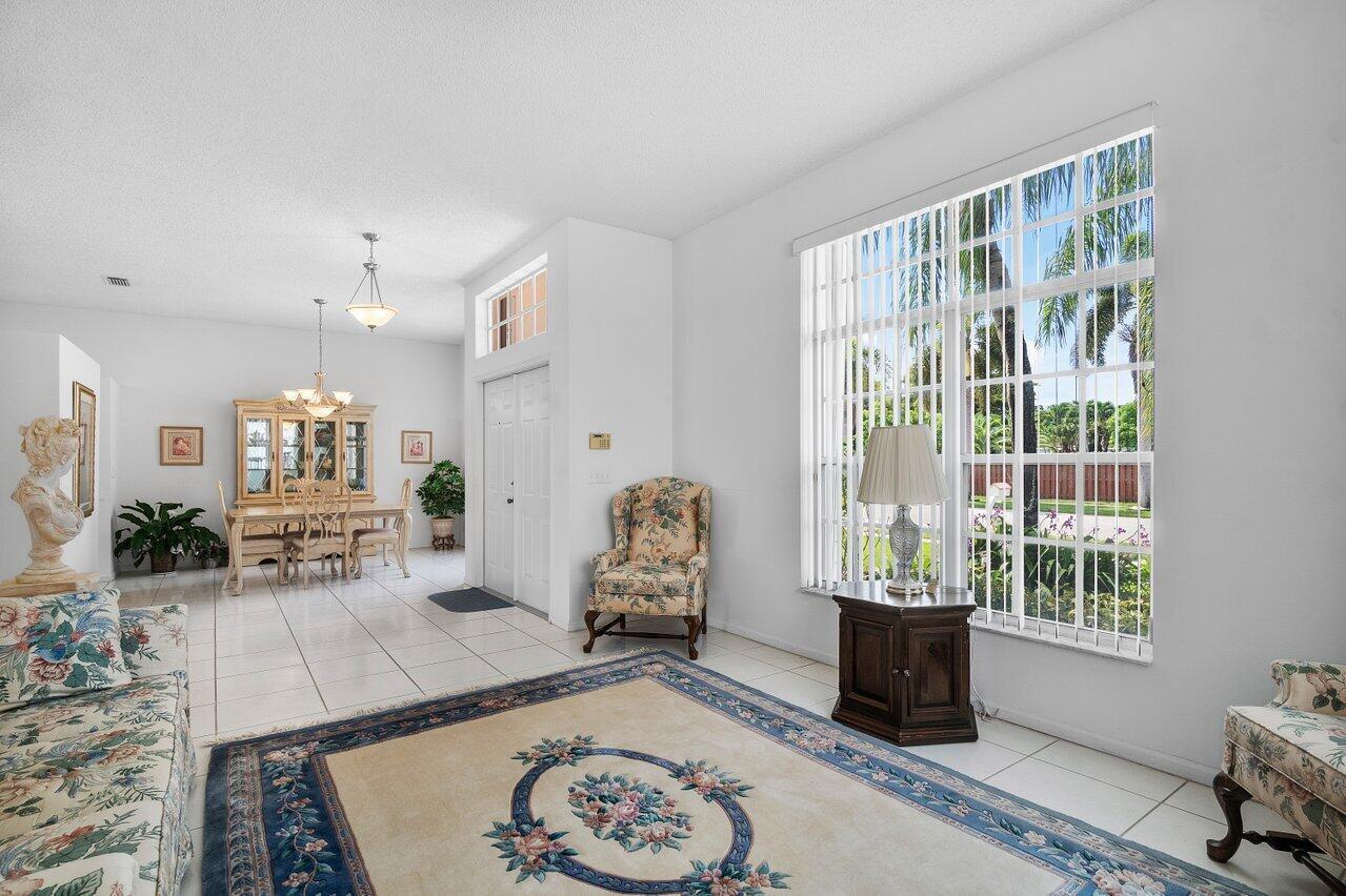 5609 Marseilles Port Lane