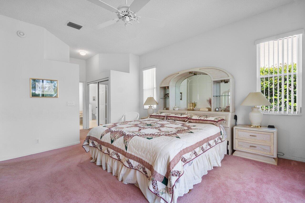 5609 Marseilles Port Lane