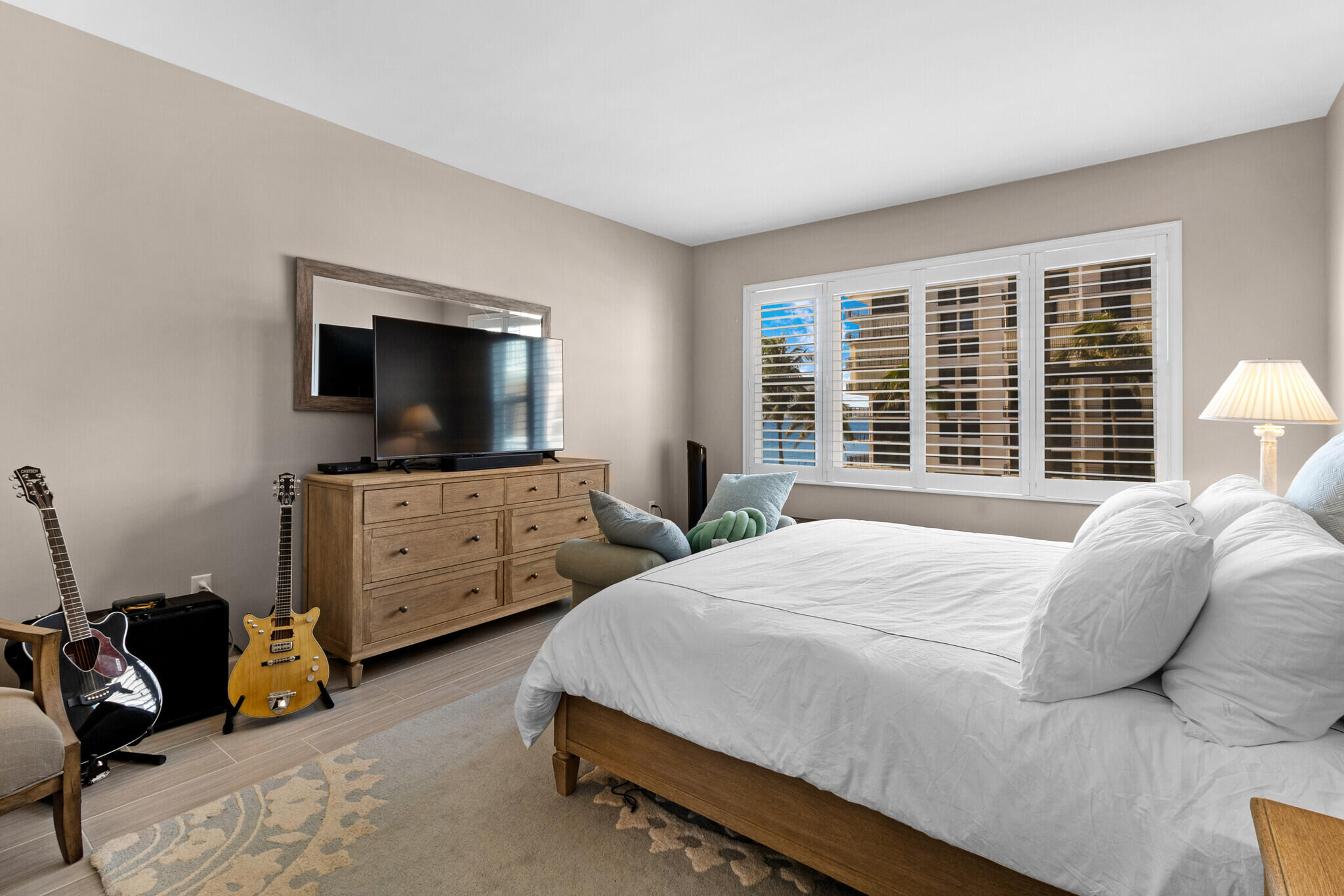2921 S Ocean Boulevard 305