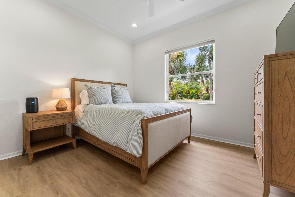 102 Isle Verde Way Way